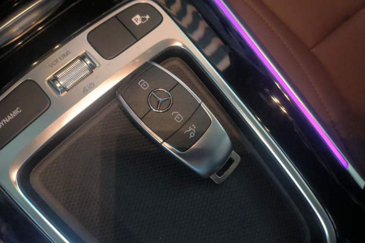 Used Mercedes-Benz GLB 2024 GLB 200 Dynamic Edition Interior 1