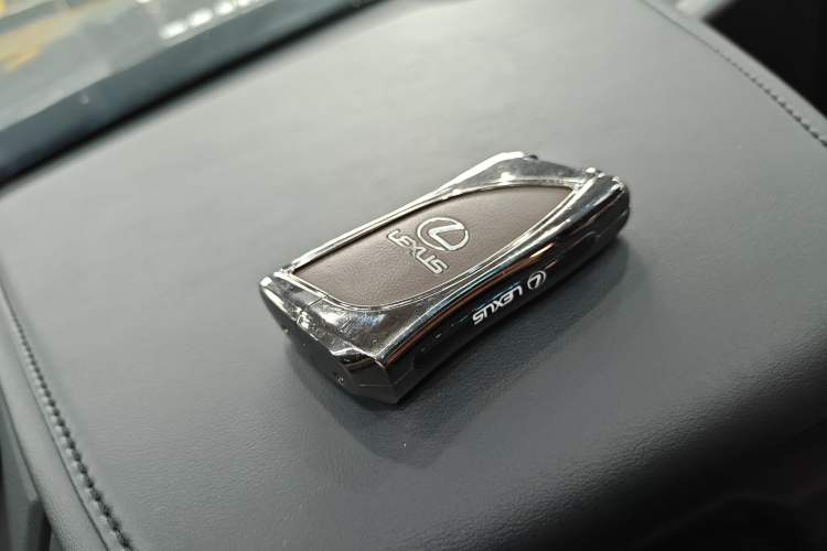 Used Lexus ES 2020 200 Excellence Edition Interior 1