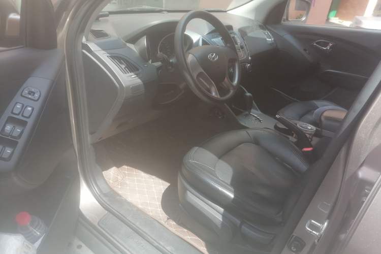 Used Hyundai ix35 2015 2.0L Automatic 2WD Comfort Edition China IV Standard

