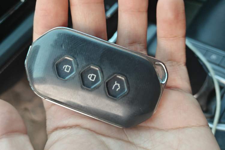 Used Wuling Victory 2020 1.5T CVT Flagship Edition Vehicle Key