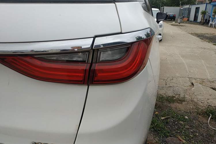 Used BYD Song MAX 2019 1.5T Automatic Smart Connect Ruiyi Model 7 Seats China V Emission Standard Right Rear Taillight