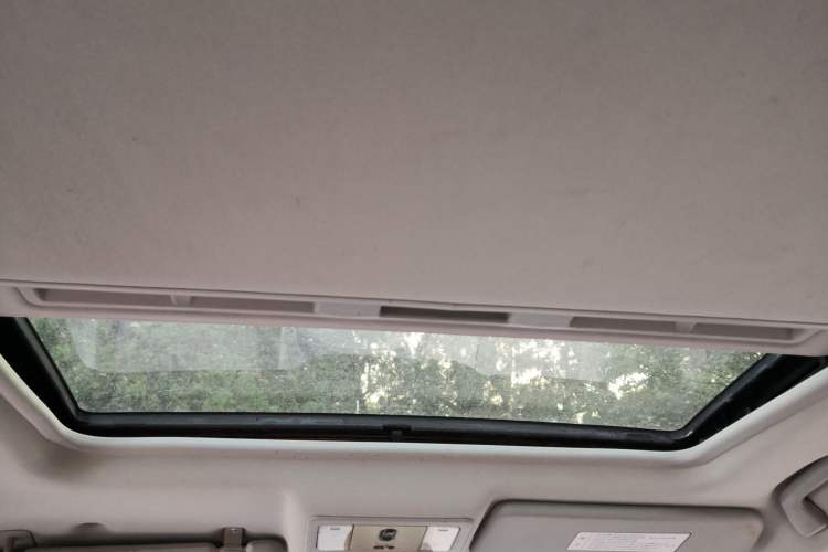 Used FORTHING Joyear X5 2015 1.6L Manual Luxury Model