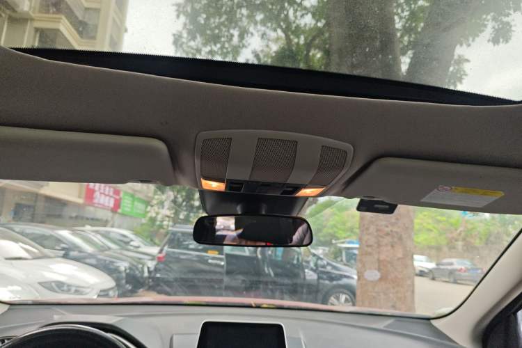 Used Mitsubishi Eclipse Cross 2019 1.5T CVT Two-Wheel Drive Belief Edition China VI Standard Headliner