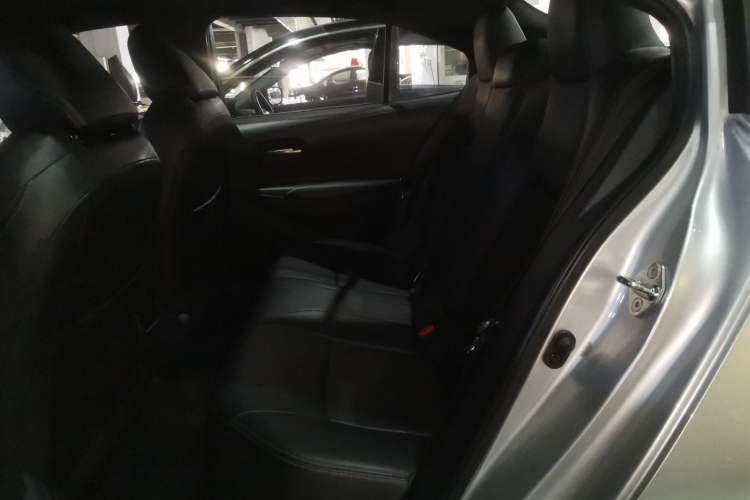 Used Toyota Levin 2019 185T CVT Luxury Edition China VI Standard Left Rear Seat