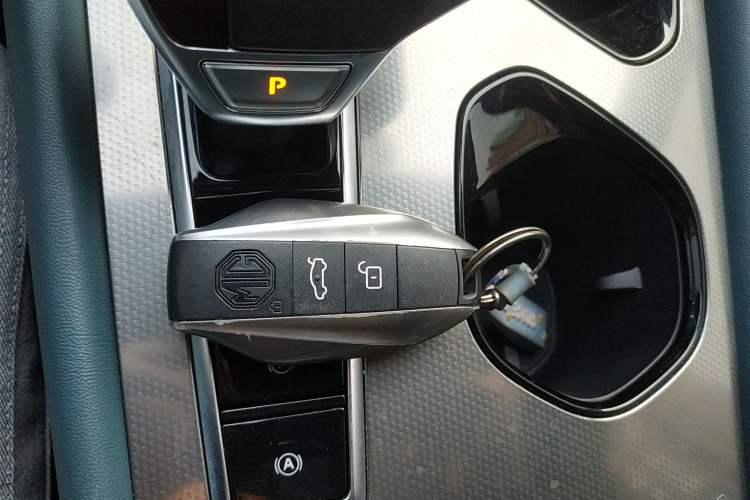 Used MG 7 2023 2.0T Automatic Hunter Luxury Edition
