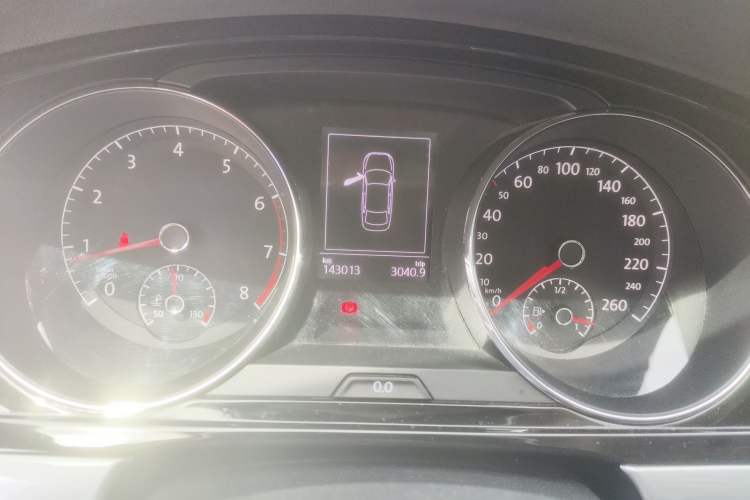 Used Volkswagen Lamando 2018 280TSI DSG Comfort Edition Instrument Cluster