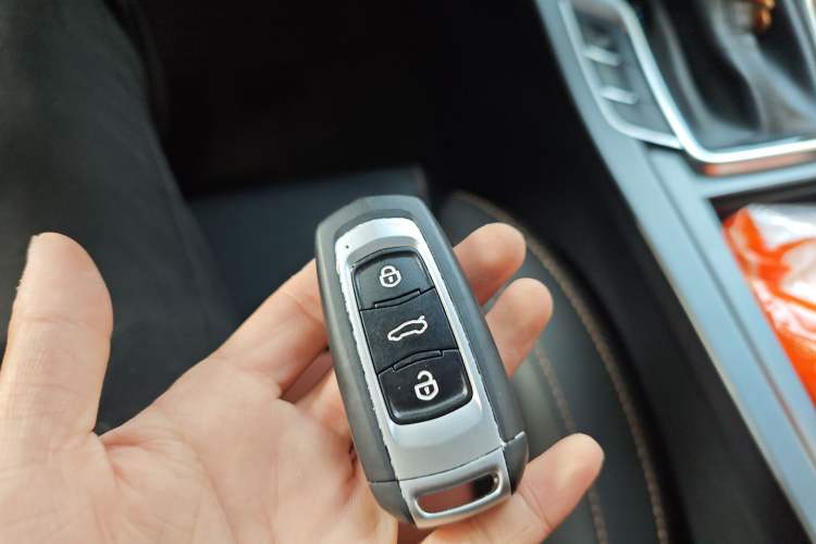 Used Geely Auto Vision S1 2018 1.5L CVT Fongchi Model Vehicle Key