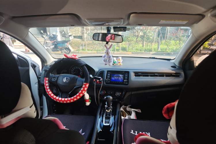 Used Honda Vezel 2015 1.5L CVT two-wheel drive Comfort trim Headliner