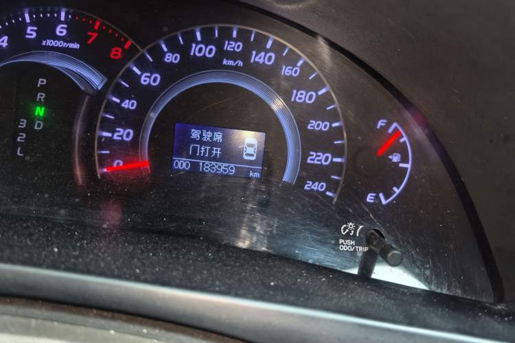 Used Toyota Camry 2013 200G Classic Luxury Edition
