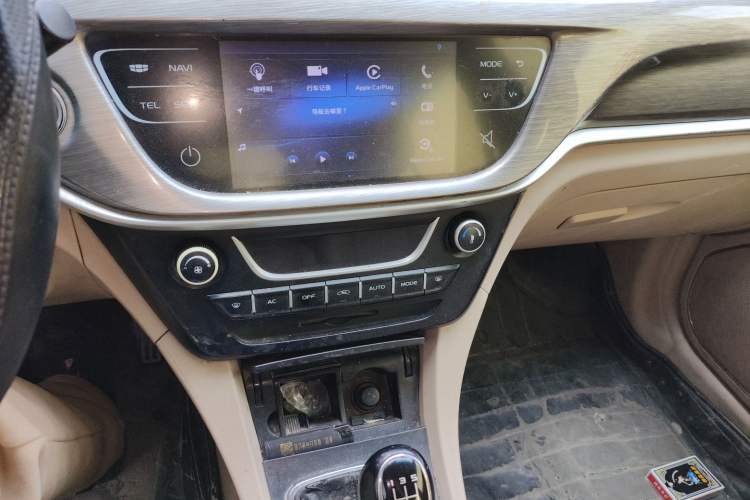 Used Geely Auto Emgrand 2017 Sedan Million Edition 1.5L Manual Luxury Model