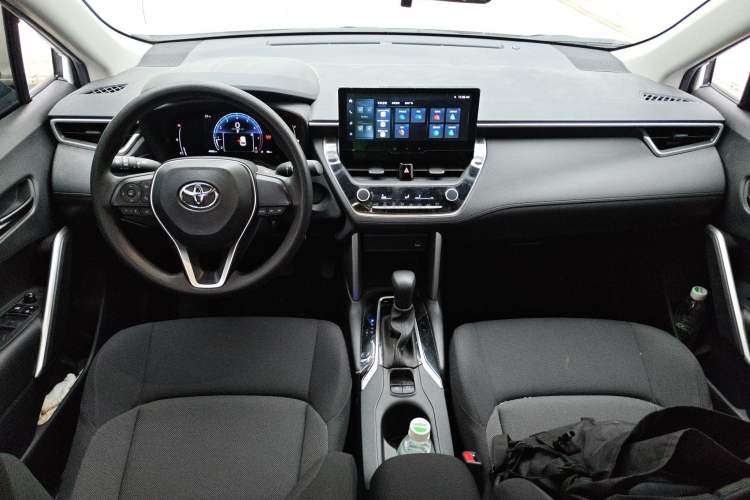 Used Toyota FRONTLANDER 2023 2.0L CVT Elite Edition
