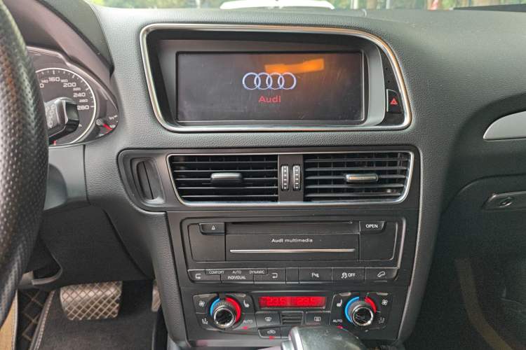 Used Audi Q5 2011 2.0TFSI Dynamic Edition
