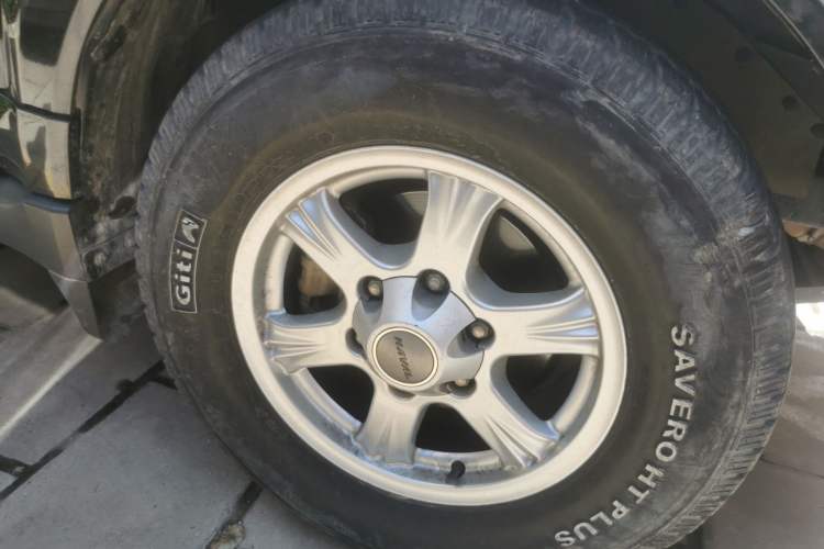 Used Haval H5 Classic 2015 2.0T Diesel Manual 4x4 Ambition Model Right Front Wheel Hub