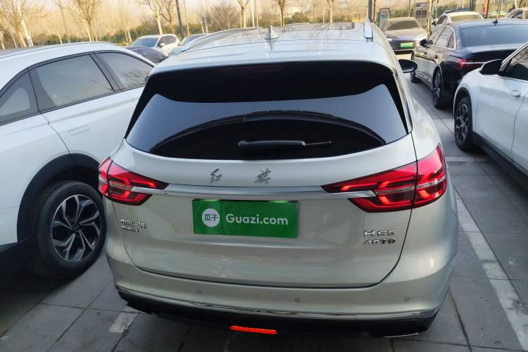 Used Hongqi HS5 2022 Facelifted Version 2.0T Smart Connect Flagship All-Wheel-Drive Edition
