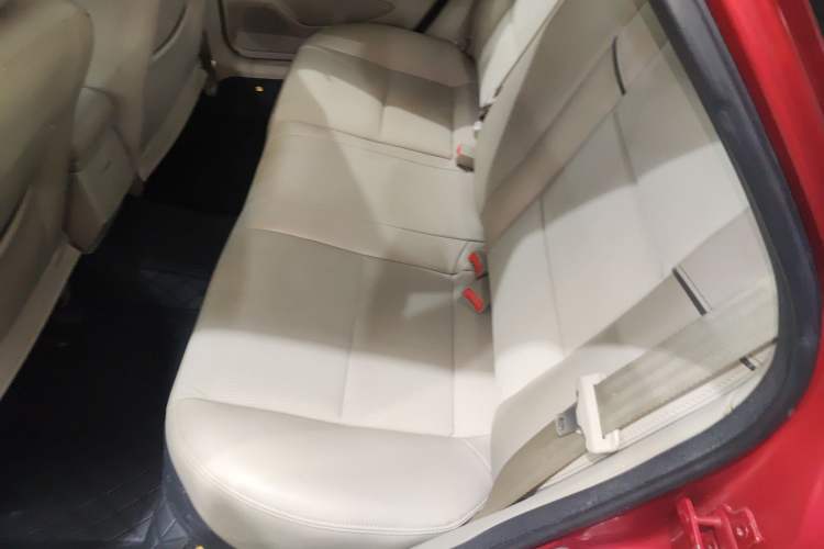 Used Buick Excelle 2015 1.5L Automatic Classic Model Left Rear Seat