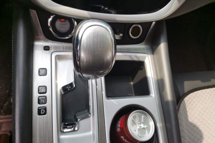 Used Nissan Murano 2019 2.5L XL Two-Wheel Drive Smart Connect Luxury Edition China VI Standard

