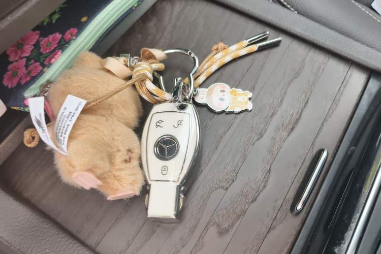 Used Mercedes-Benz GLE 2017 GLE 320 4MATIC Dynamic Model Vehicle Key