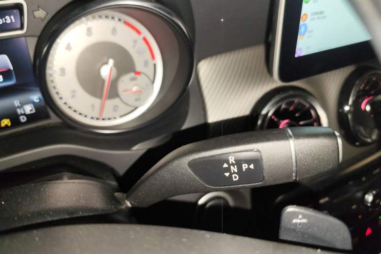 Used Mercedes-Benz GLA 2016 GLA 200 Fashion Model
