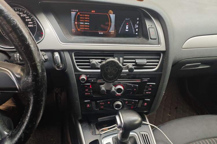 Used Audi A4L 2013 30 TFSI Automatic Comfort Model