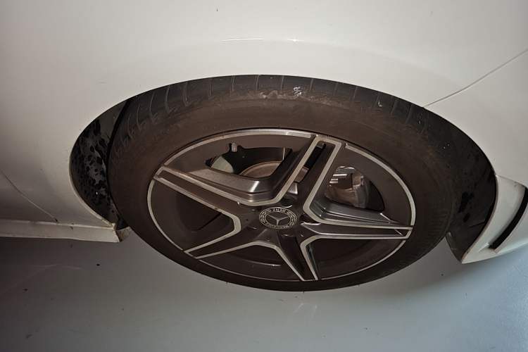 Used Mercedes-Benz CLA 2023 CLA 200 Right Front Wheel Hub