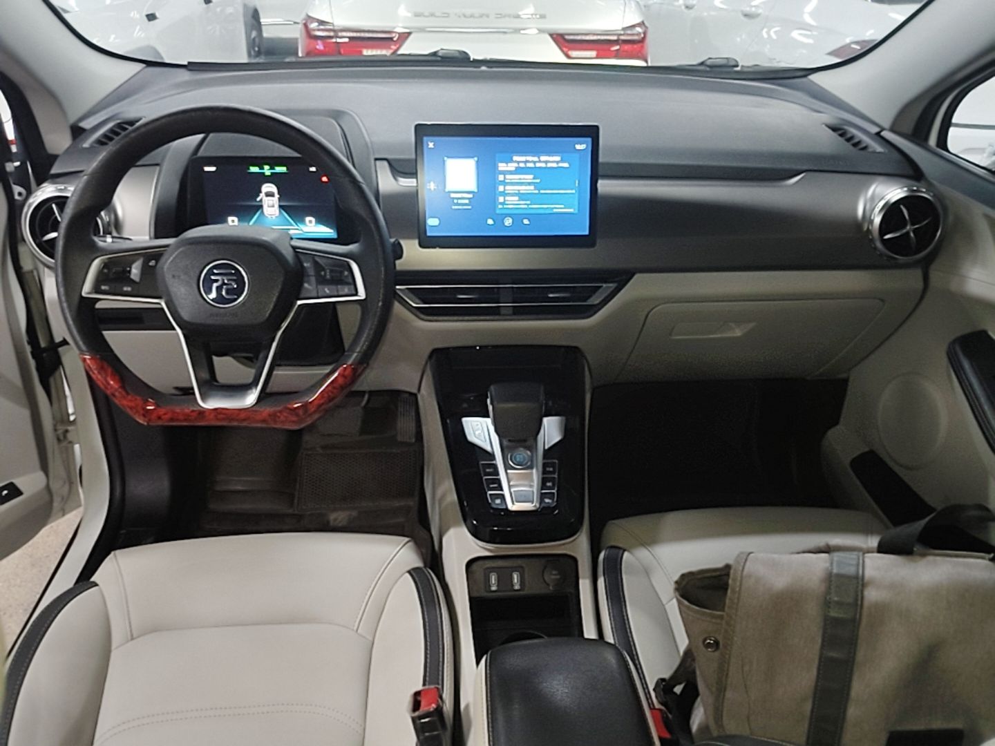 BYD Yuan Pro 2021 401 km Luxury Version — снимка 12