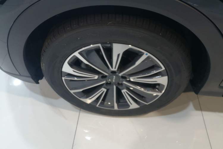 Used JETOUR X70 PLUS 2025 1.5T CVT Flagship PRO 5-Seater