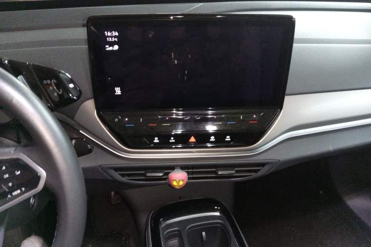 Used Volkswagen ID.4 CROZZ 2021 Long-Range Lite PRO Two-Wheel Drive Version