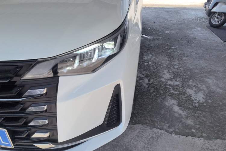 Used GAC Trumpchi M6 2021 PRO 270T DCT Luxury Edition
