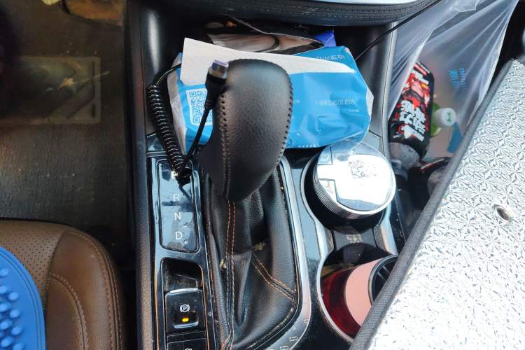 Used Changan CS95 2017 2.0T Two-Wheel Drive Zhituo Edition
