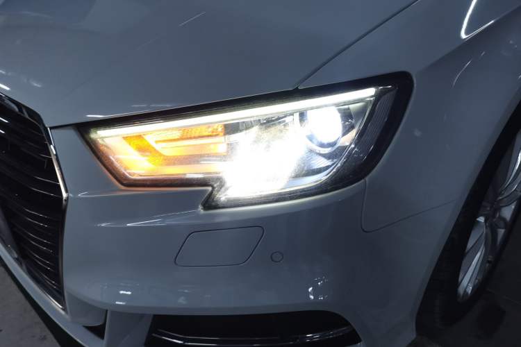 Used Audi A3 2018 30th Anniversary Edition Sportback 35 TFSI Fashion Model
