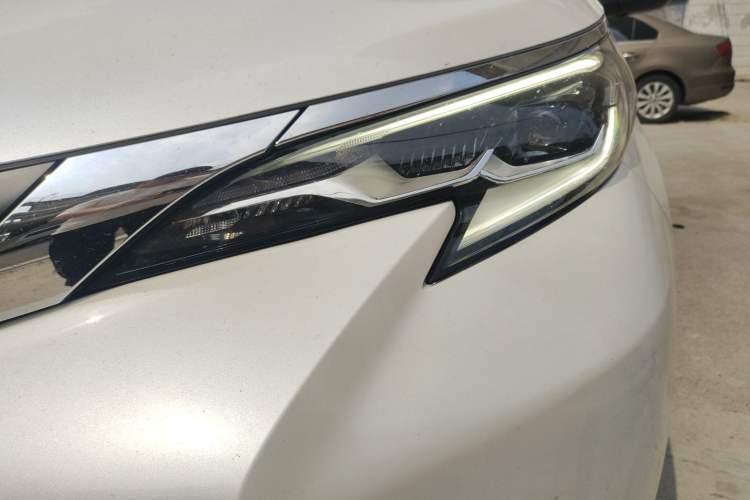 Used Toyota SIENNA 2023 2.5L Hybrid Comfort Edition Left Front Headlight