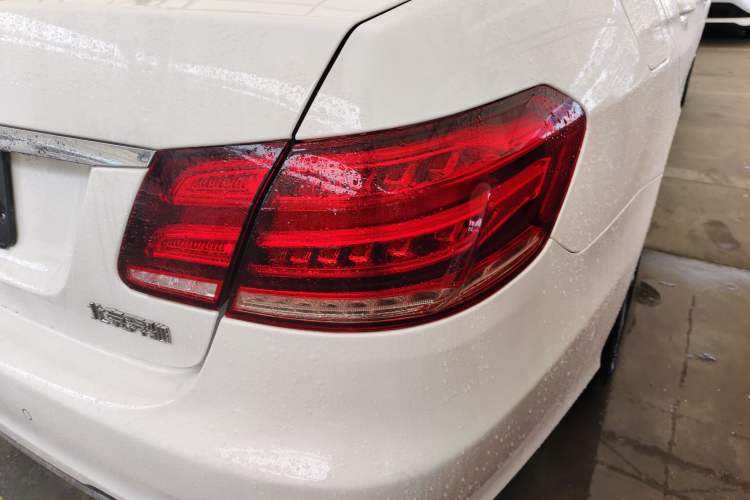 Used Mercedes-Benz E-Class 2015 E 260 L Sport & Fashion Model