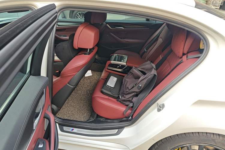 Used BMW 5 Series New Energy 2022 535Le Pioneer Edition M Sport Package
