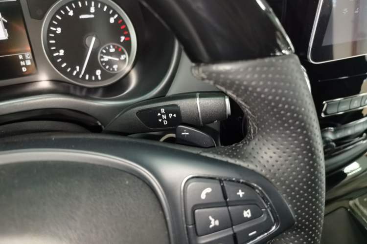 Used Mercedes-Benz Vito 2020 2.0T Elite Version 7 Seats