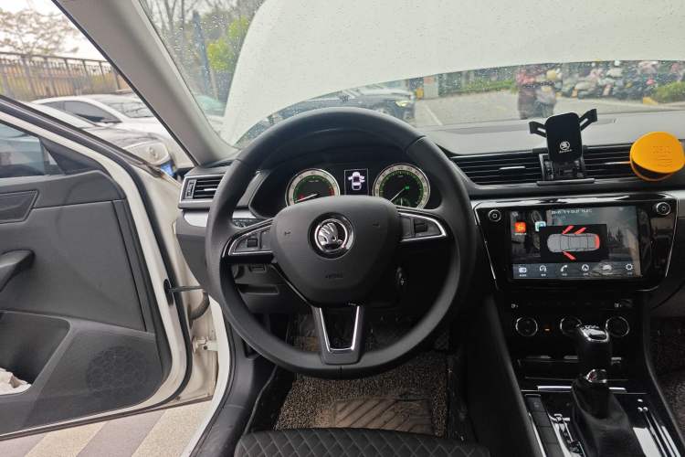 Used Skoda Superb 2018 TSI330 DSG Comfort Edition China V Standard
