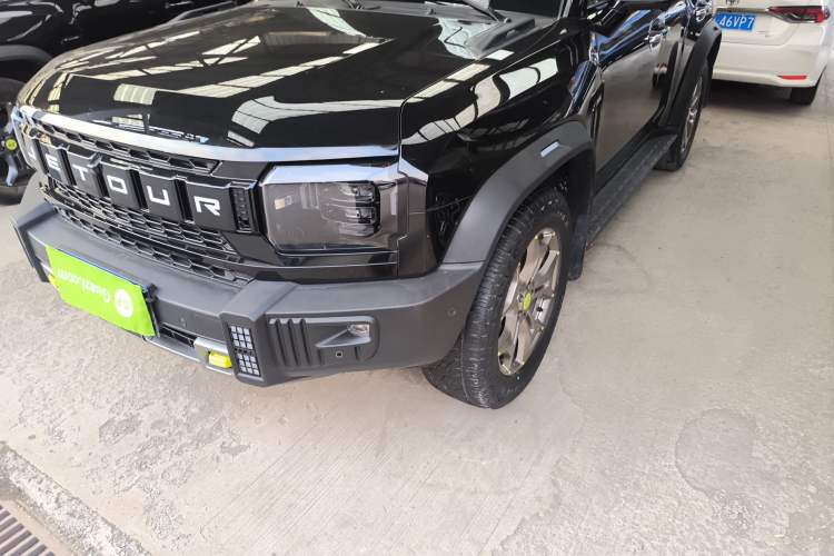 Used JETOUR Traveler 2023 2.0T All-Wheel Drive Conquer PRO