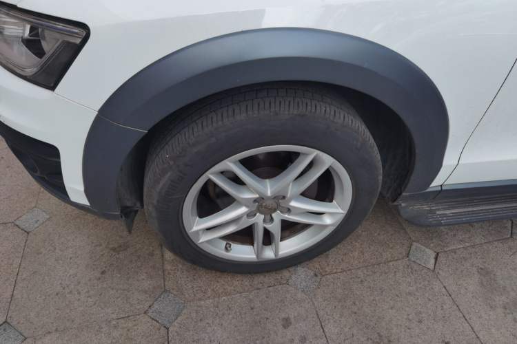 Used Audi Q5 2017 Plus 40 TFSI Technology Model