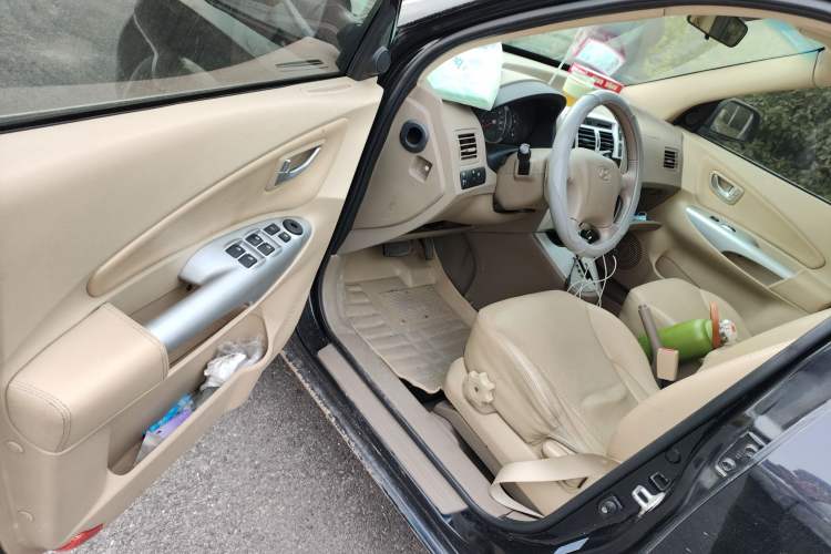 Used Hyundai Tucson 2013 2.0L Automatic Two-Wheel Drive Comfort Version