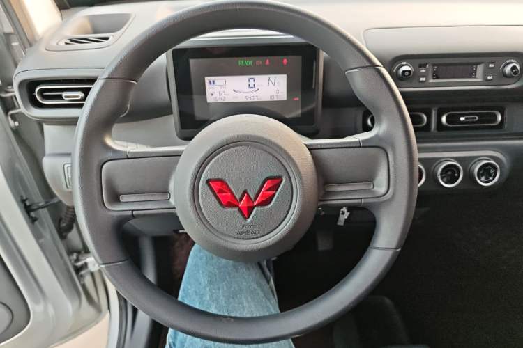 Used Wuling Zhiguang New Energy 2025 Comfort Model