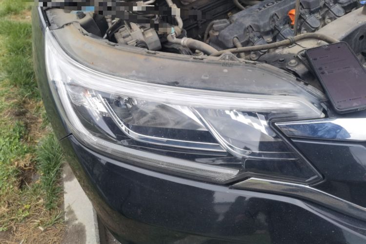 Used Honda CR-V 2016 2.0L two-wheel drive Urban Edition Right Front Headlight