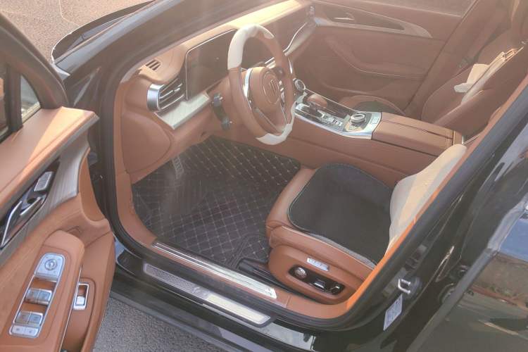 Used Hongqi H9 2020 Revised Version 2.0T Smart Connect Flagship Edition Driver Seat