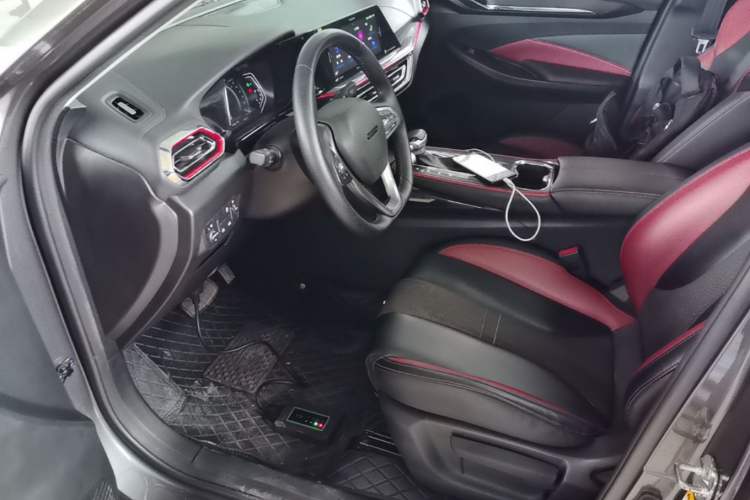 Used CHANGAN OSHAN X5 2021 1.5T DCT Prestige Edition Left Front Seat