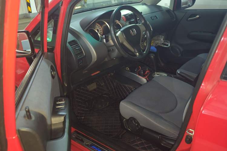 Used Honda Fit 2007 1.5L CVT Comfort Edition