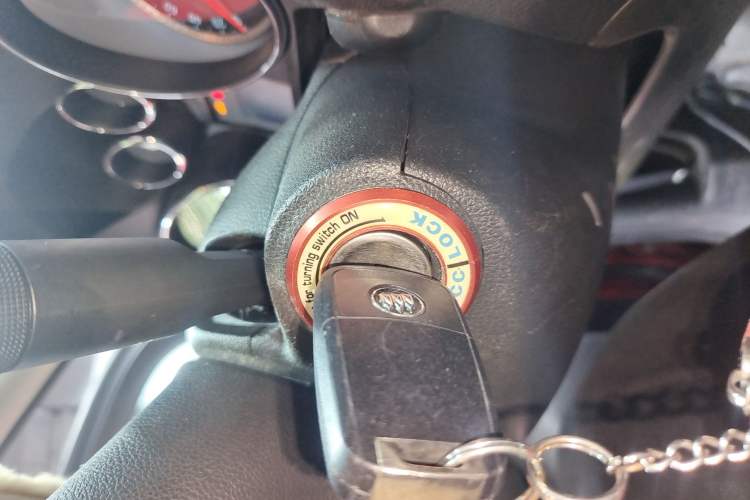 Used Buick Encore 2014 1.4T Automatic Two-Wheel Drive Urban Elite Model Vehicle Key