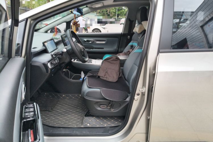 Used AION Y 2022 Plus 70 Smart Edition