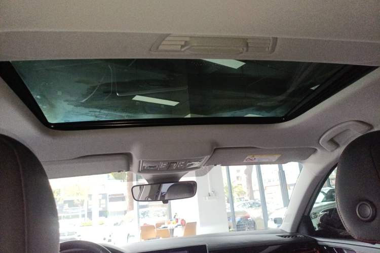 Used Volkswagen Lavida 2024 300TSI DSG Starry Sky Deluxe Edition Headliner