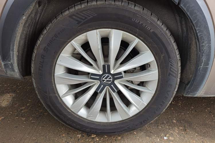 Used Volkswagen Viloran 2020 330TSI Business Edition
