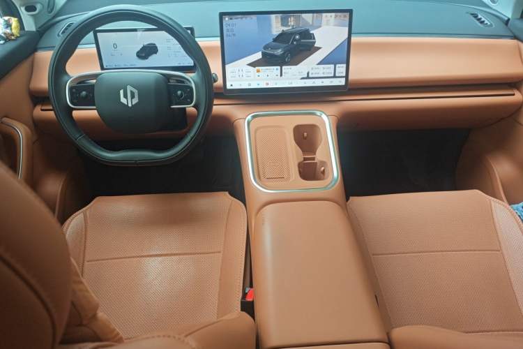 Used Leapmotor C16 2026 Extended-Range 280 LiDAR Zhizun Edition 6 Seats