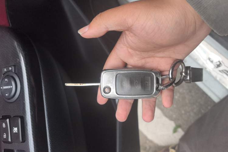 Used Kia K2 2015 Hatchback 1.4L AT GLS Cool Edition