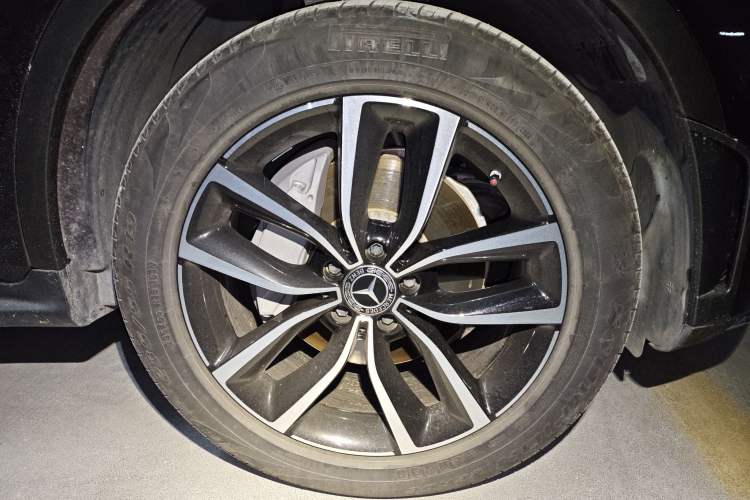 Used Mercedes-Benz GLC 2021 GLC 300 L 4MATIC Dynamic Model Right Front Wheel Hub